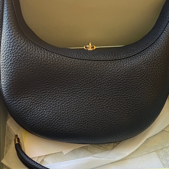 Songmont Luna Onyx Shoulder Bag with Gold Accents - Picture 7 of 14